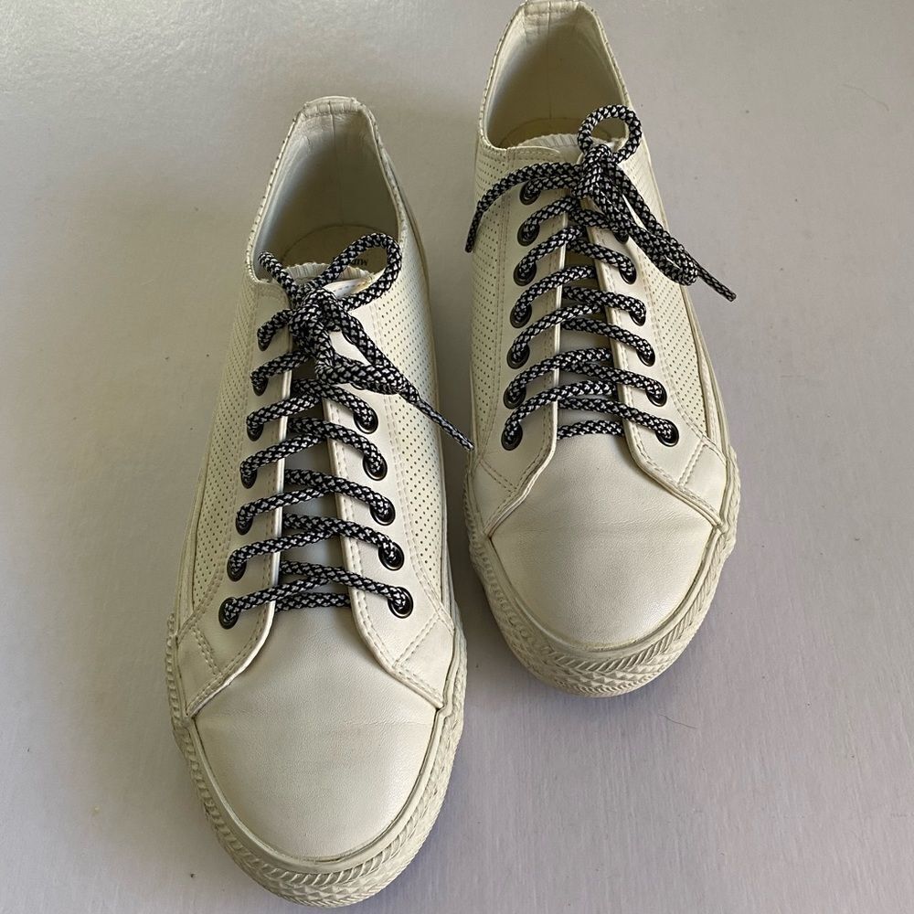 BEAMS HEART Men’s White Leather Sneakers Size M (9” to 9.5” US)